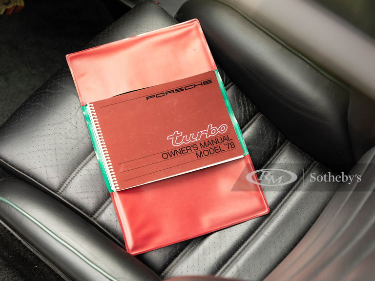 Porsche 911 Turbo 3.3 (US)