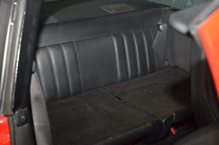 Porsche 911 Carrera 3.2 (US)