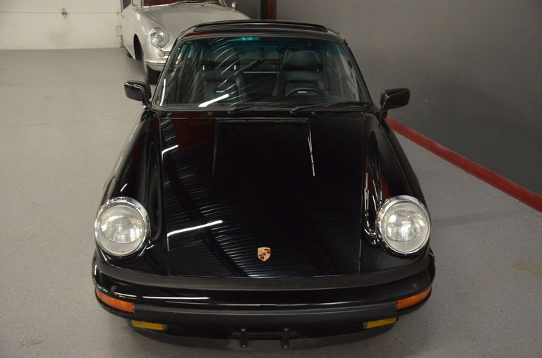 Porsche 911 Carrera 3.2 (US)