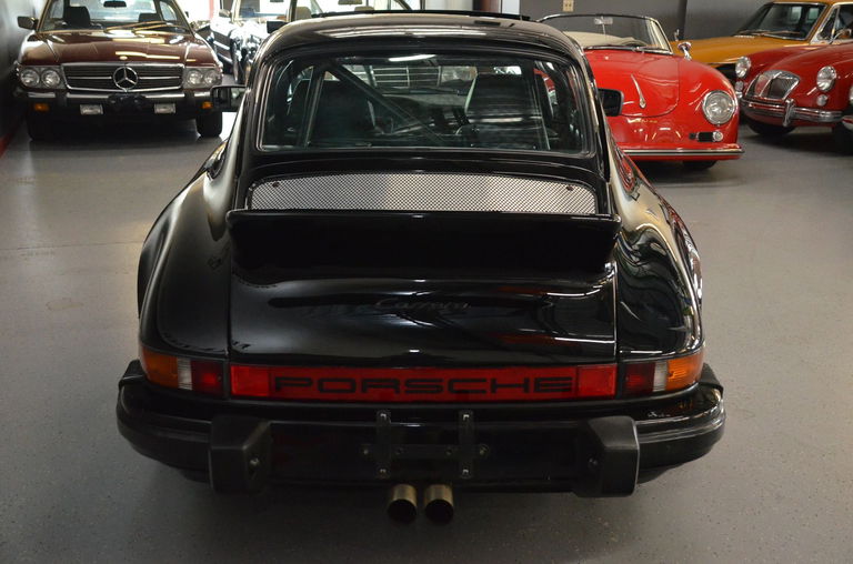 Porsche 911 Carrera 3.2 (US)