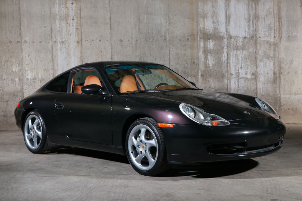 Porsche 996 Carrera 4 Millennium Edition