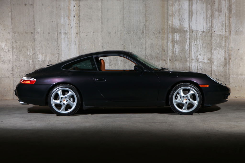 Porsche 996 Carrera 4 Millennium Edition
