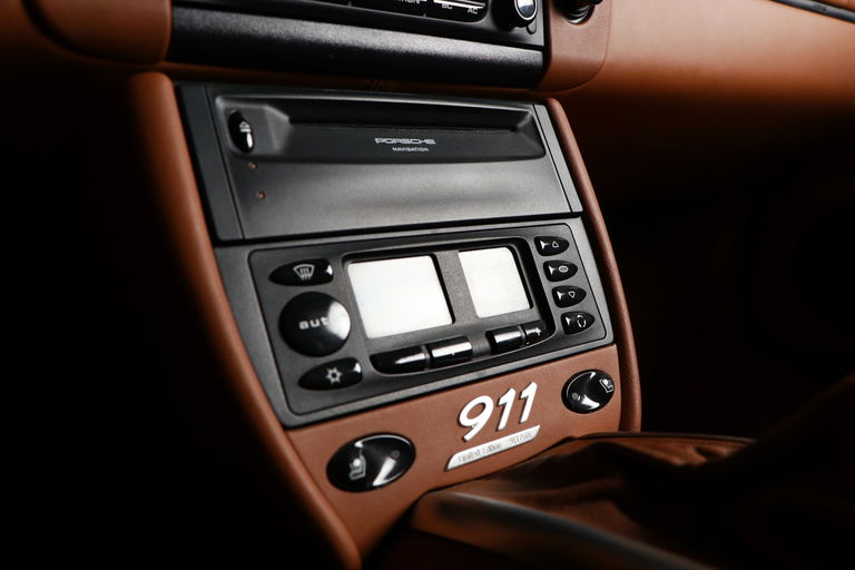 Porsche 996 Carrera 4 Millennium Edition