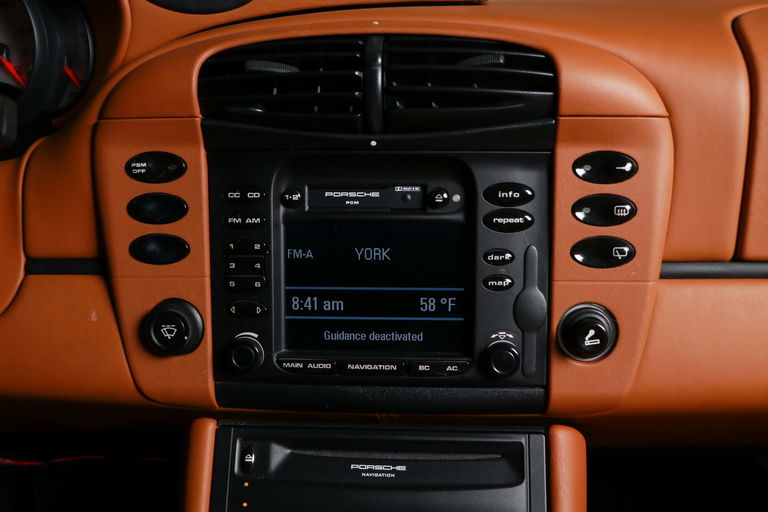 Porsche 996 Carrera 4 Millennium Edition