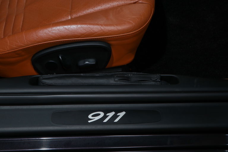 Porsche 996 Carrera 4 Millennium Edition