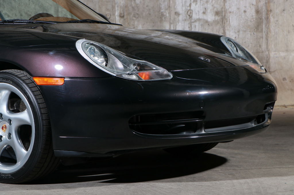 Porsche 996 Carrera 4 Millennium Edition
