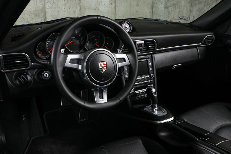 Porsche 997.2 Carrera GTS