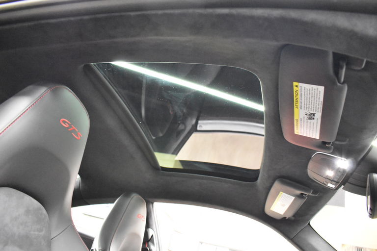 Porsche 991 Carrera 4 GTS