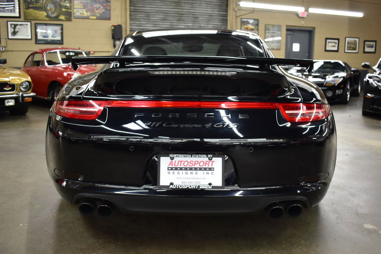 Porsche 991 Carrera 4 GTS