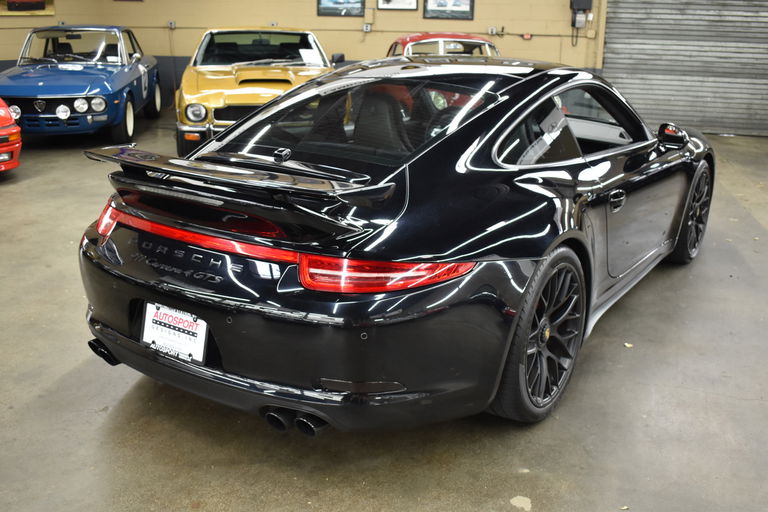 Porsche 991 Carrera 4 GTS
