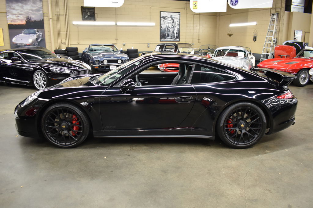 Porsche 991 Carrera 4 GTS