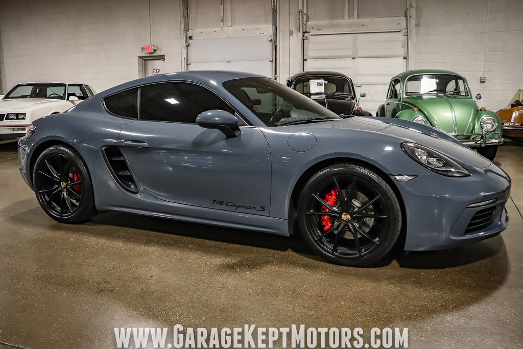 Porsche 718 Cayman S