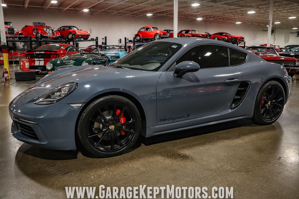 Porsche 718 Cayman S