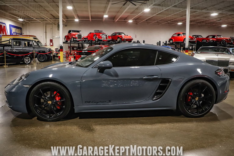 Porsche 718 Cayman S