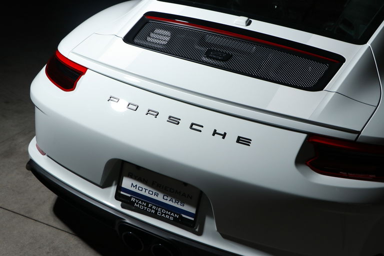 Porsche 991.2 GT3 Touring