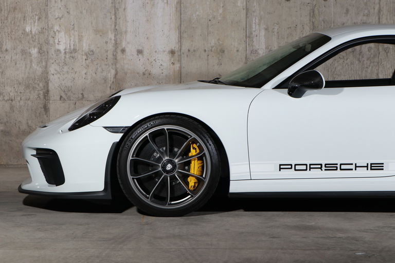 Porsche 991.2 GT3 Touring