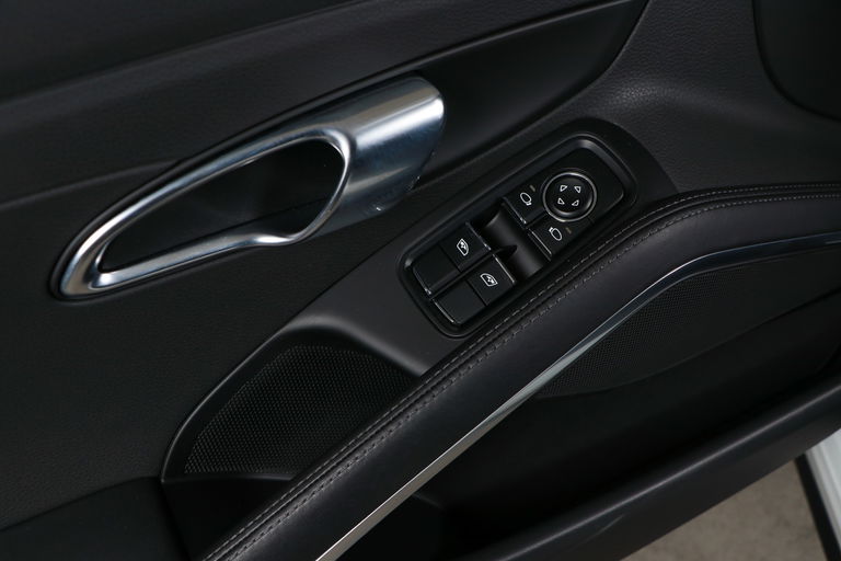 Porsche 991.2 GT3 Touring