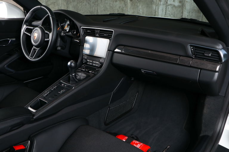 Porsche 991.2 GT3 Touring