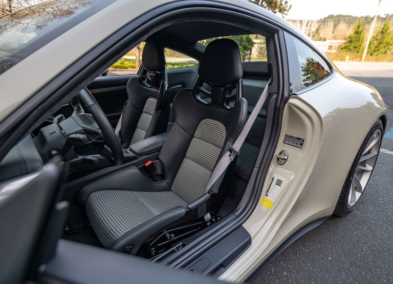 Porsche 991 GT3 Touring