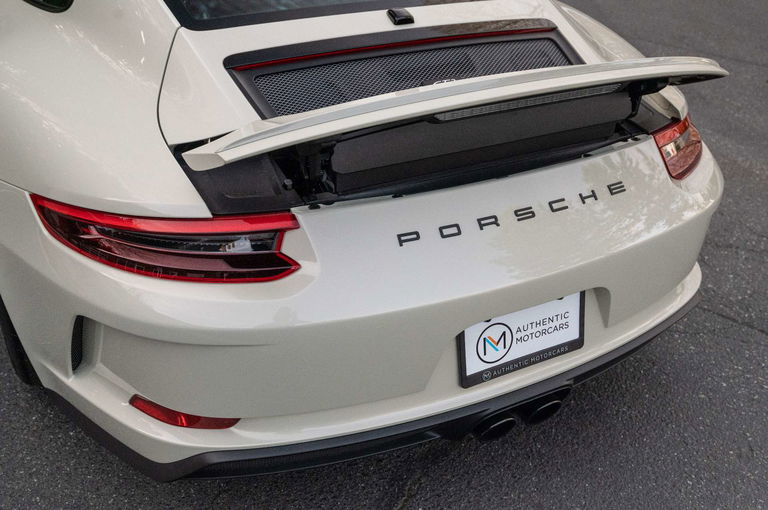 Porsche 991 GT3 Touring