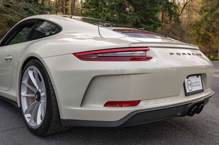 Porsche 991 GT3 Touring
