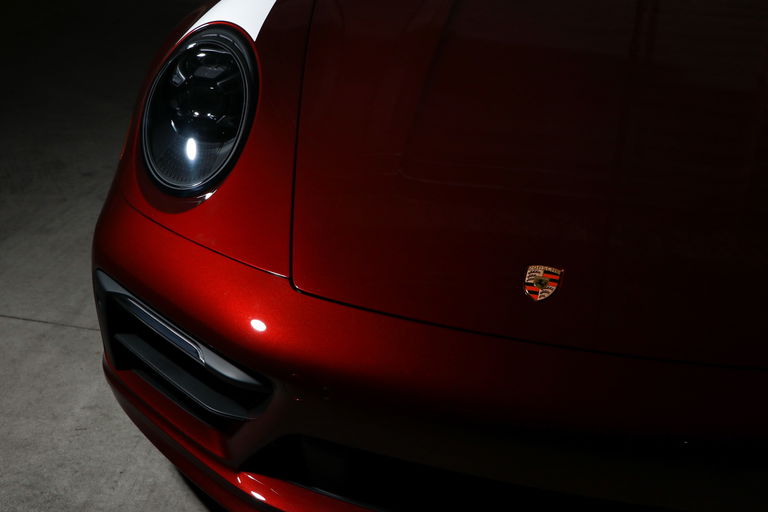 Porsche 992 Heritage Design Edition