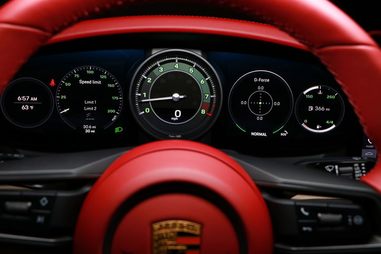 Porsche 992 Heritage Design Edition