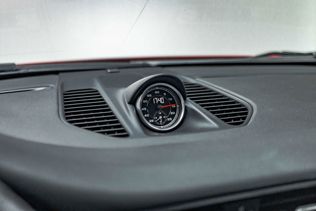 Porsche 991.2 Carrera GTS