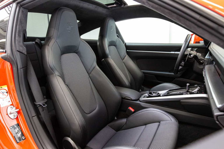 Porsche 992 Carrera S