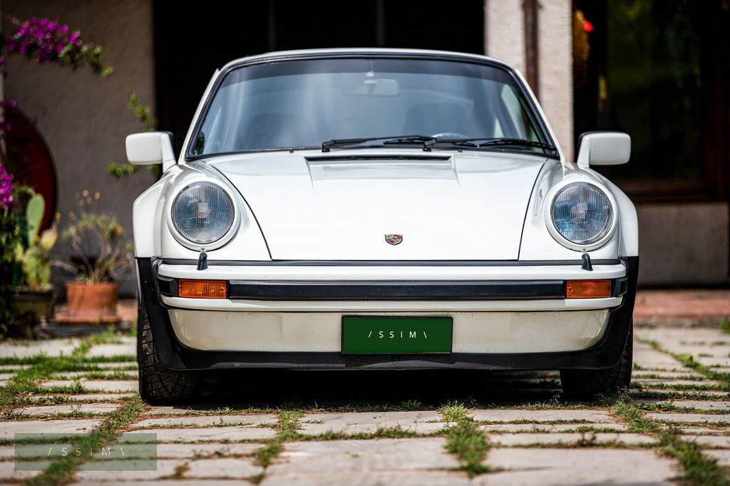 Porsche 911 Turbo 3.3
