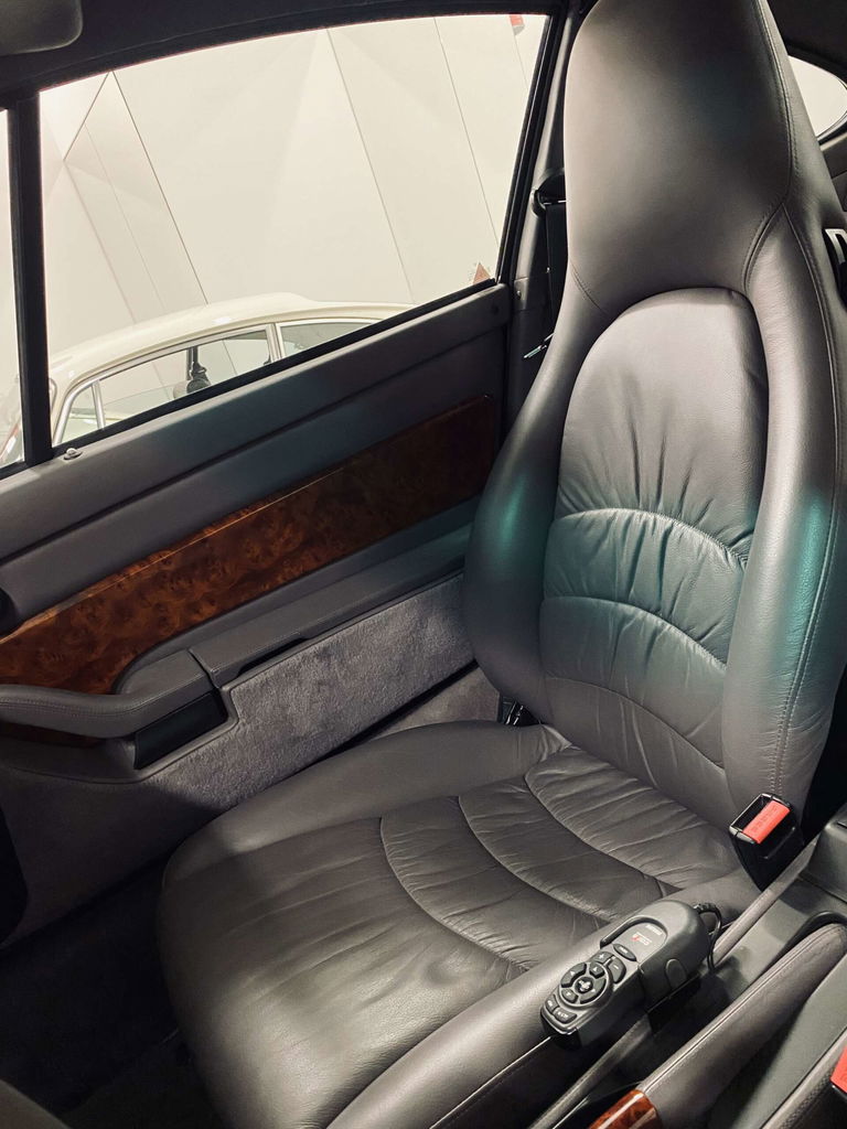 Porsche 993 Carrera 4S