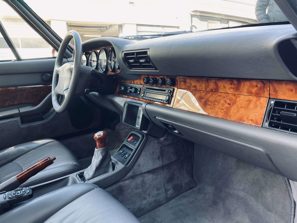 Porsche 993 Carrera 4S