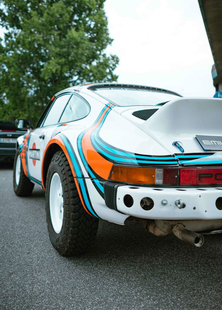 Porsche 911 Carrera 2.7