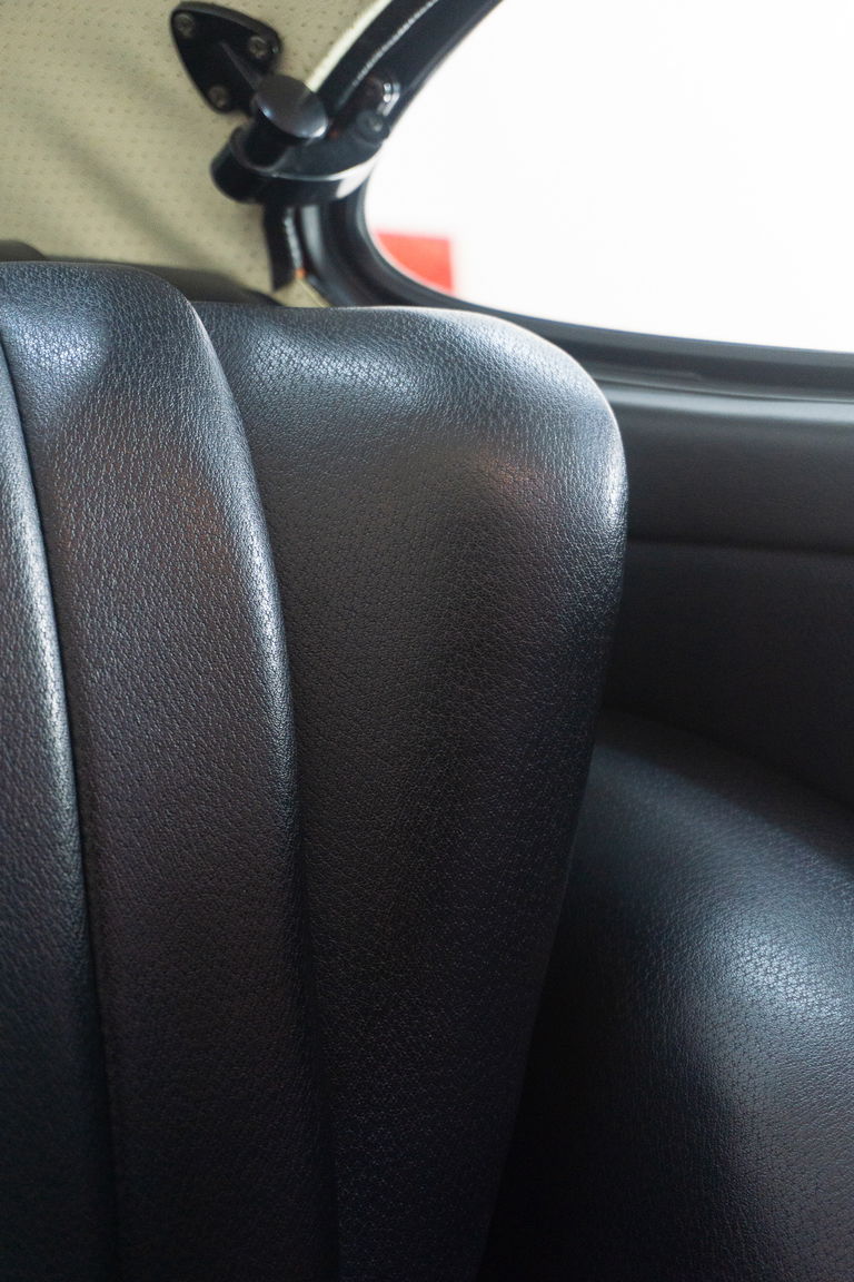 Porsche 911 Carrera 2,7