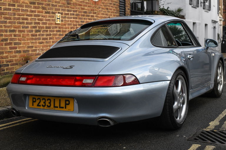 Porsche 993 Carrera 4S