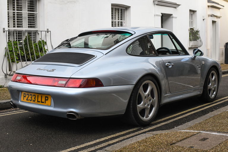 Porsche 993 Carrera 4S