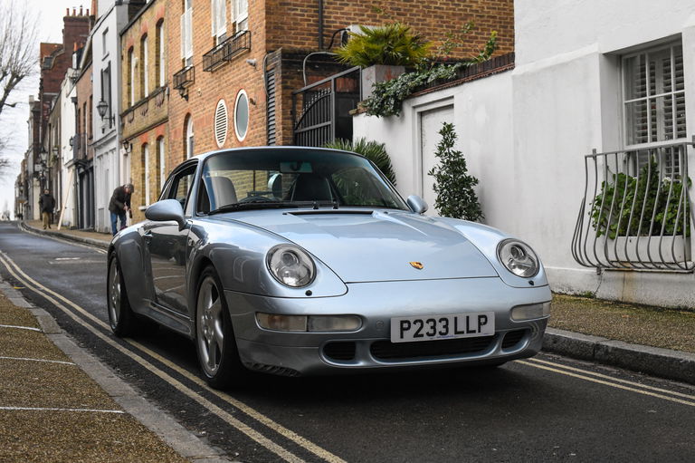 Porsche 993 Carrera 4S