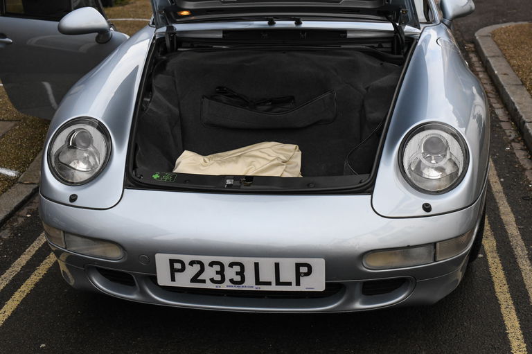 Porsche 993 Carrera 4S