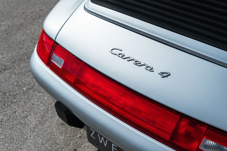 Porsche 993 Carrera 4