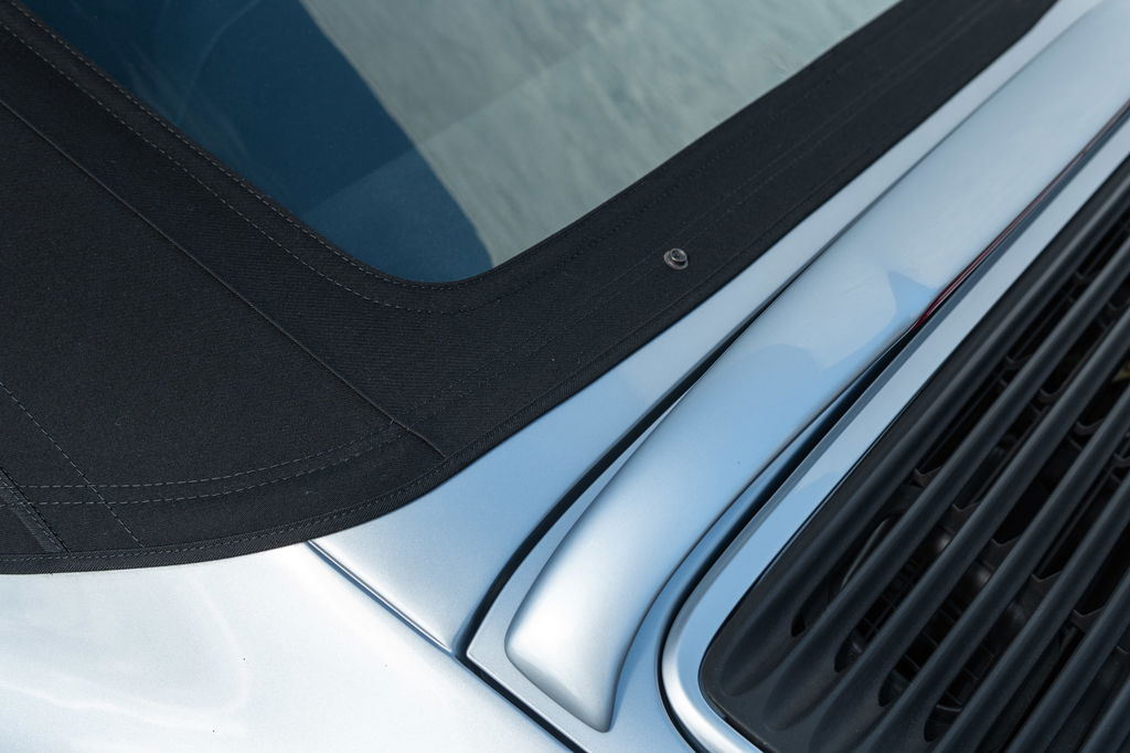 Porsche 993 Carrera 4