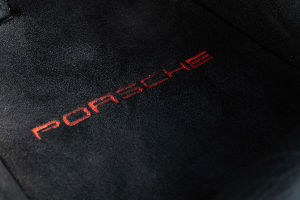 Porsche 993 Carrera 4