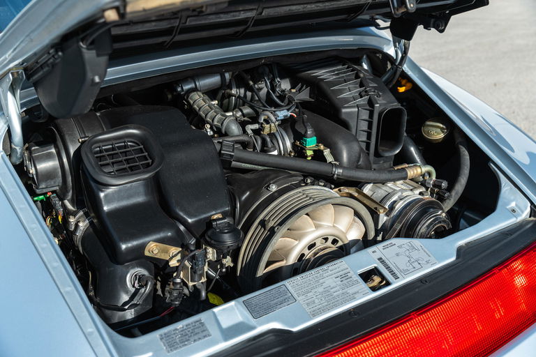 Porsche 993 Carrera 4