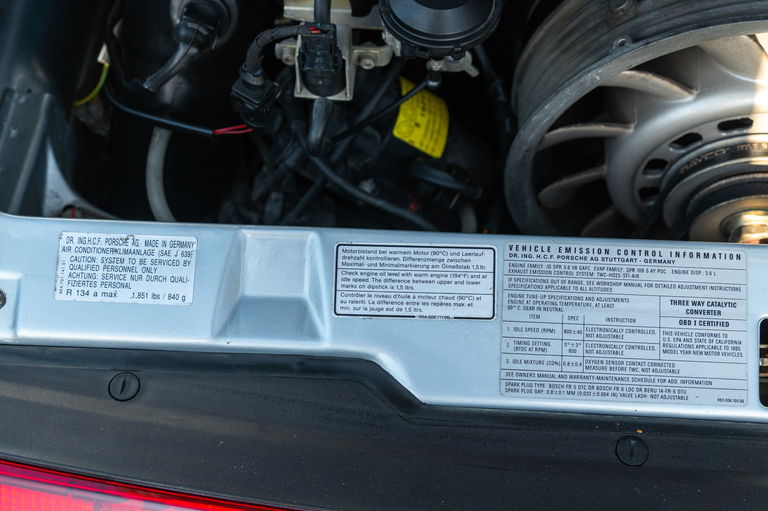 Porsche 993 Carrera 4