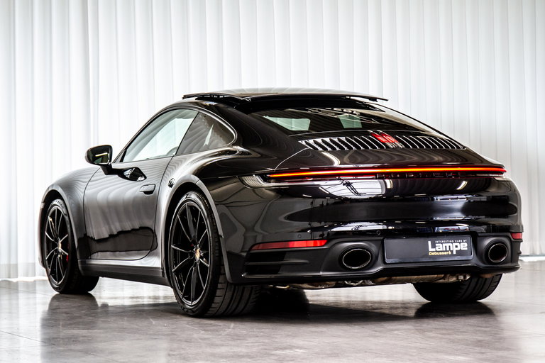 Porsche 992 Carrera 4S