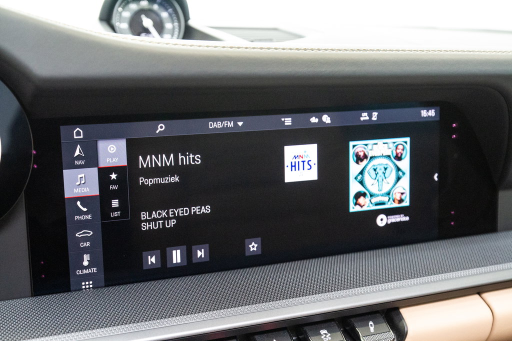 Porsche 992 Carrera 4S