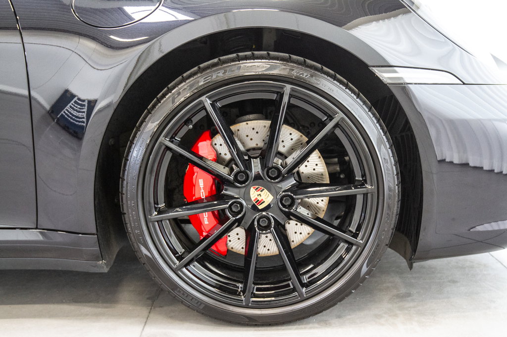 Porsche 992 Carrera 4S