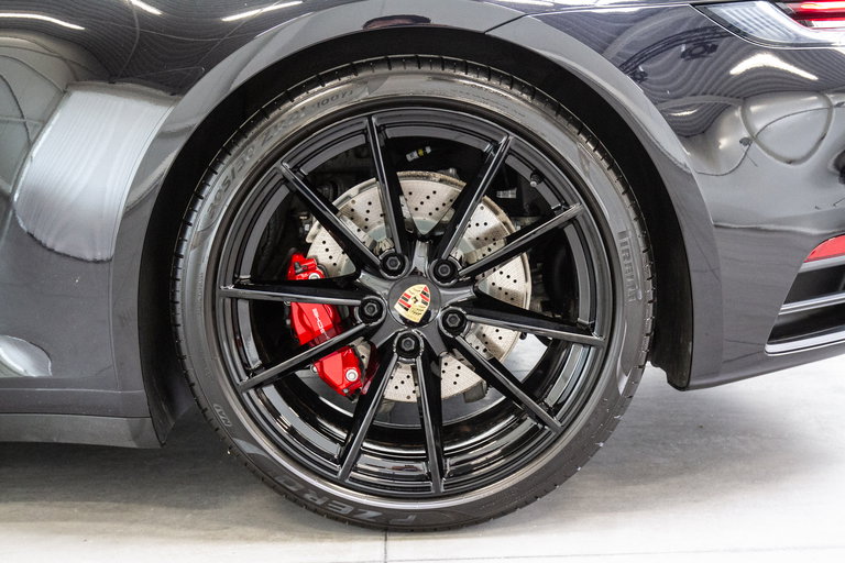 Porsche 992 Carrera 4S