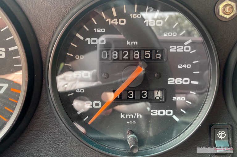 Porsche 964 Carrera 4