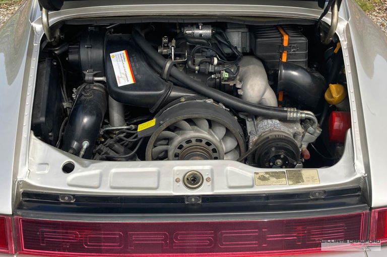 Porsche 964 Carrera 4