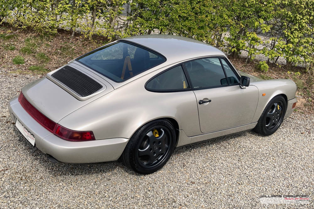 Porsche 964 Carrera 4